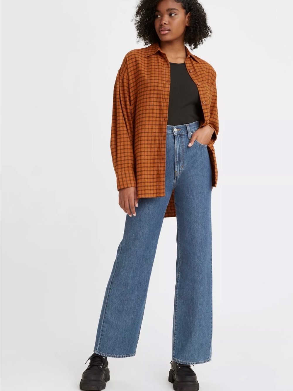 Levi’s High Waisted Straight Wide-Leg Medium Wash Stretch Denim Size 31